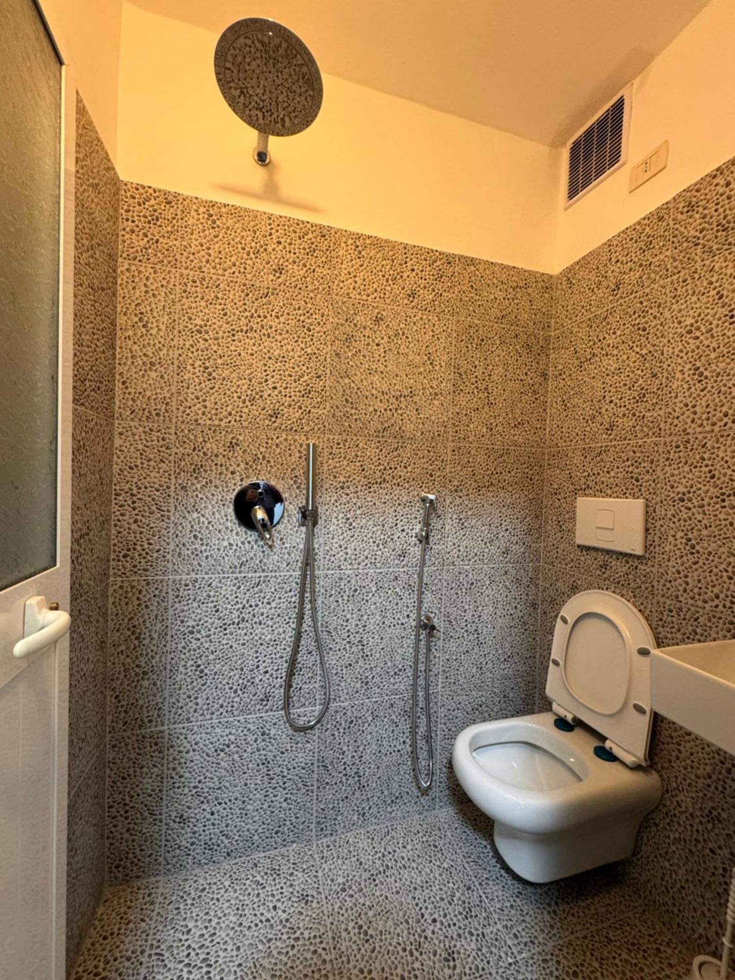Katien Apartament Tirana